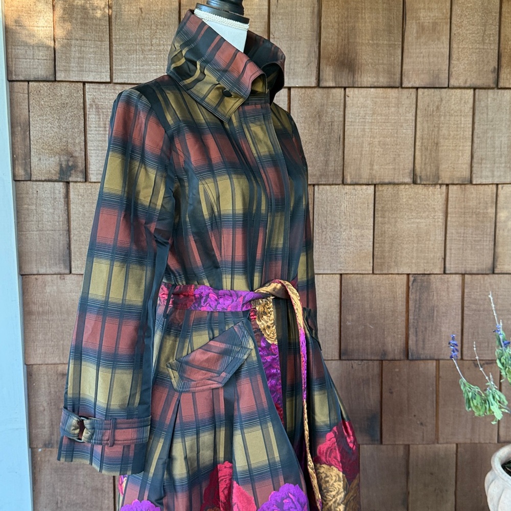 Samuel Dong Classic Bubble Dress Trench Coat in Plaid Floral Brocade Small - Picture 5 of 11
